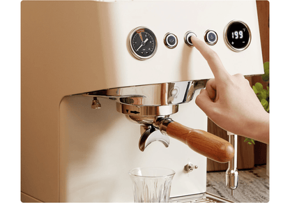 PSG3028A American-style espresso machine, semi-automatic coffee maker with 1450W power and 15Bar espresso extraction. Features ULKA high-pressure pump, 1.7L water tank, ivory white finish, steam mil
